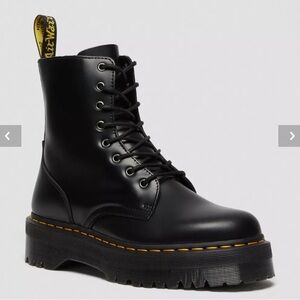 NEW JADON - Dr. Martens